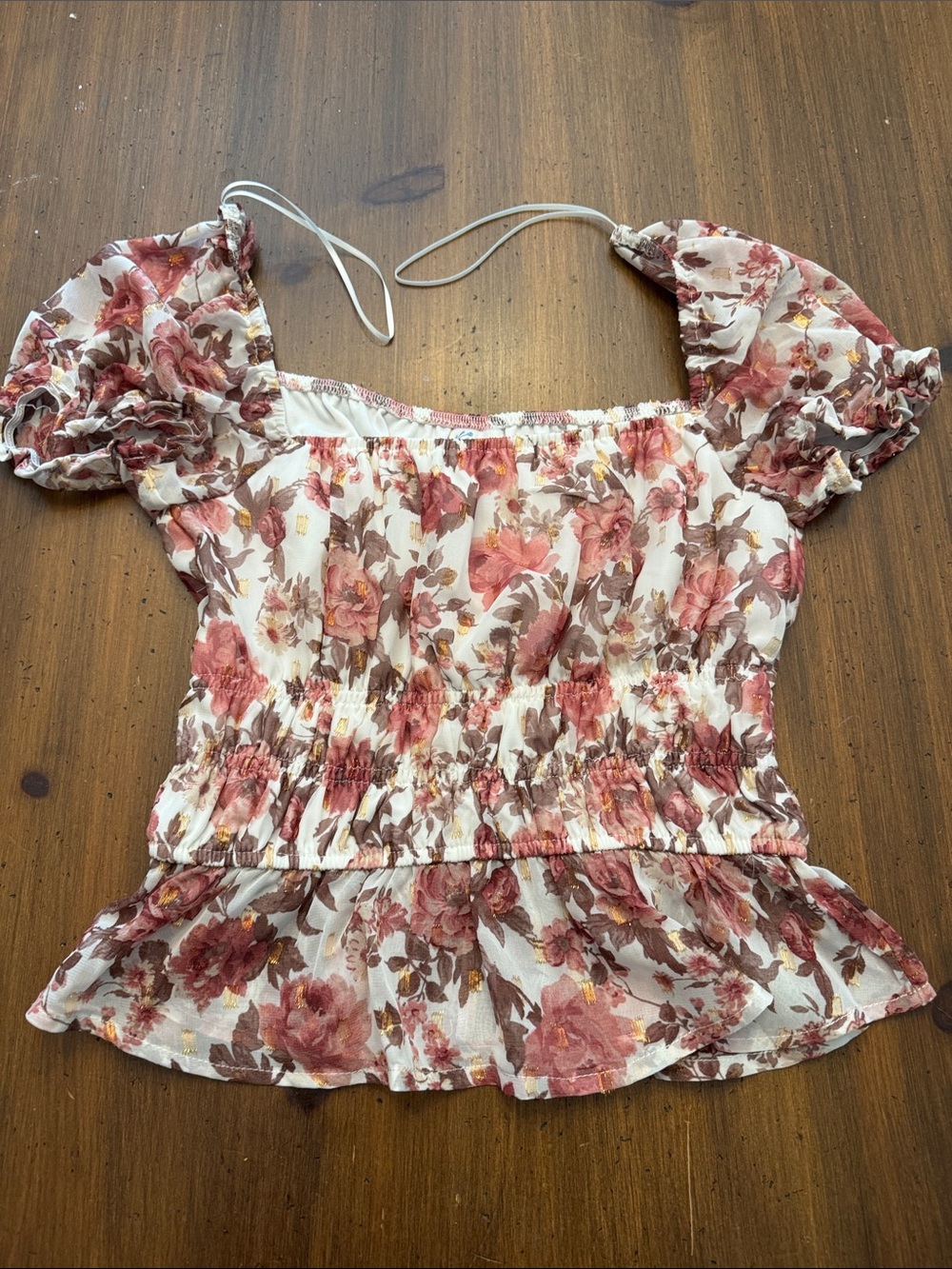 Francesca's Collections Cream Floral Puff-Sleeve Smocked Peplum Top